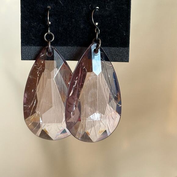 BOGO FREE SMOKY LAVENDER FACETED BEADED DROP EARRINGS - Picture 1 of 6